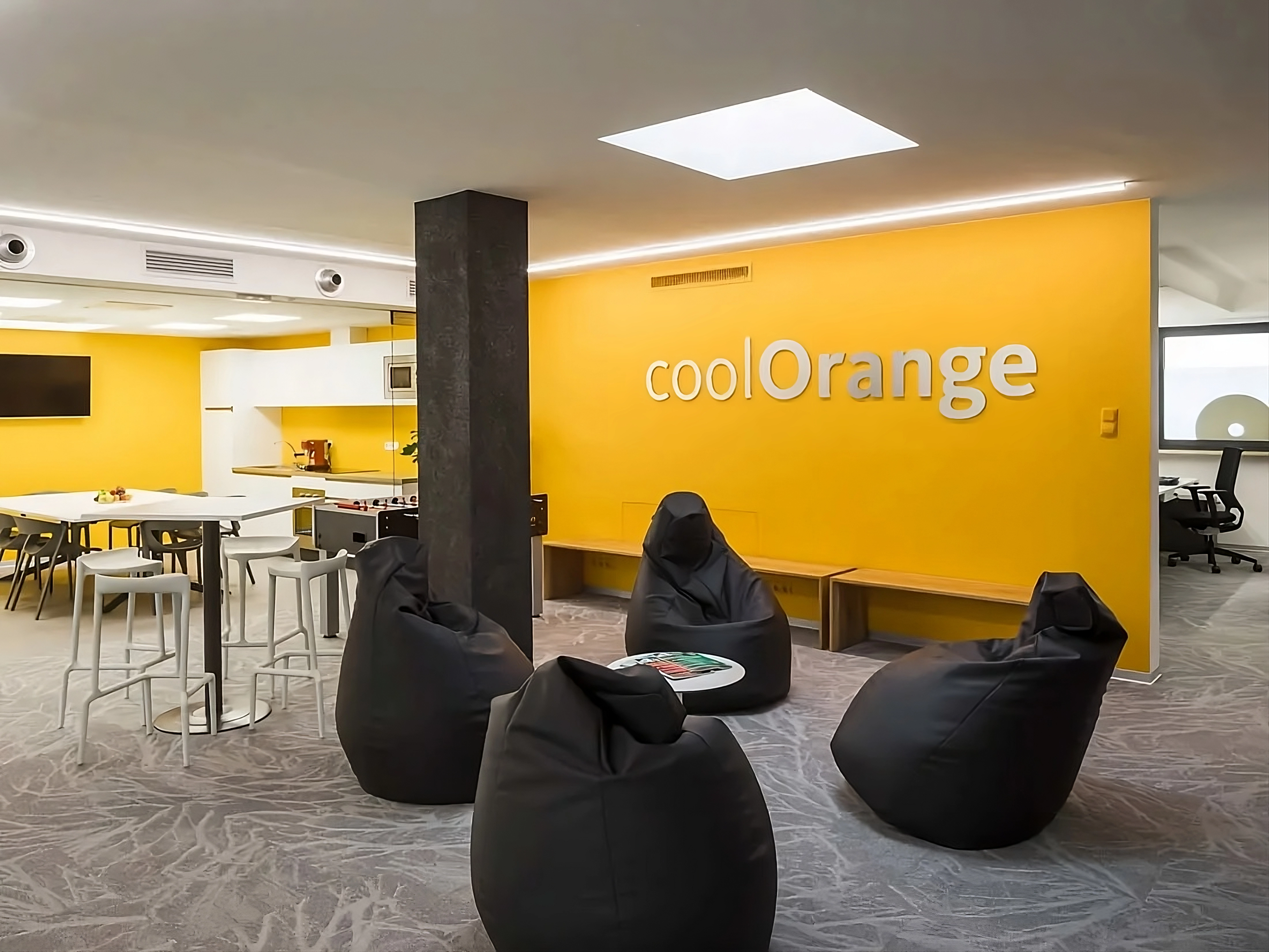 COOLORANGE office.